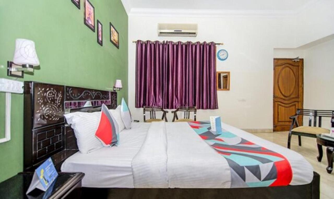 Fabexpress Ashray Hotel Noida Ngoại thất bức ảnh