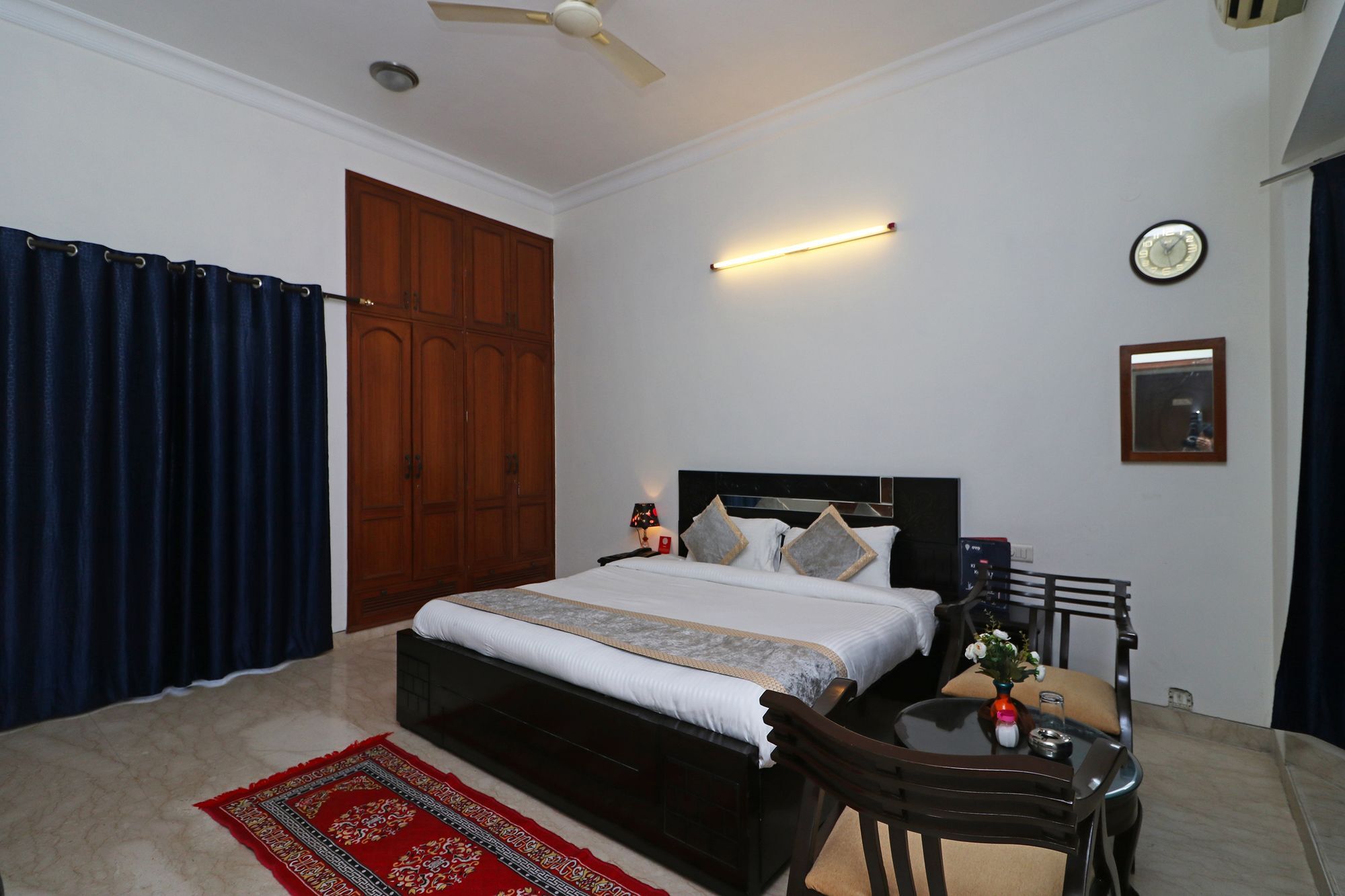 Fabexpress Ashray Hotel Noida Ngoại thất bức ảnh
